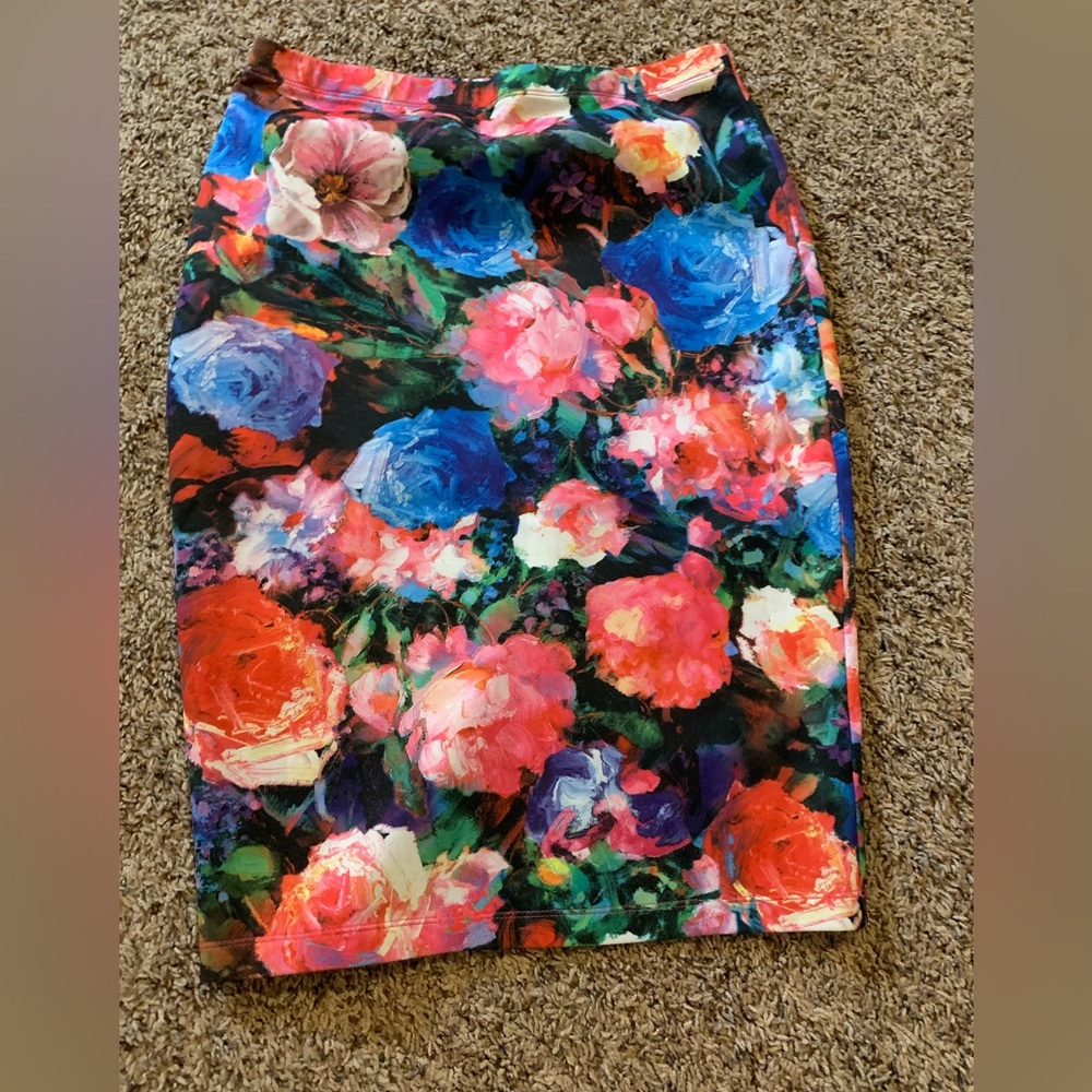 Express, floral skirt, size Small